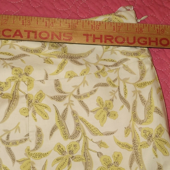 2/$20 Gap Cotton Summer Skirt with Tulip Hem 16 - Picture 2 of 5